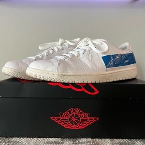 Air Jordan 1 Centre Court